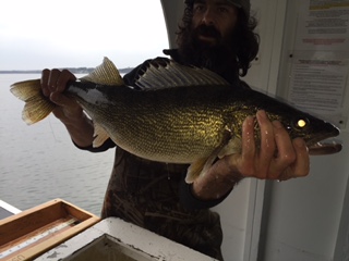 fishing planet walleye emerald lake